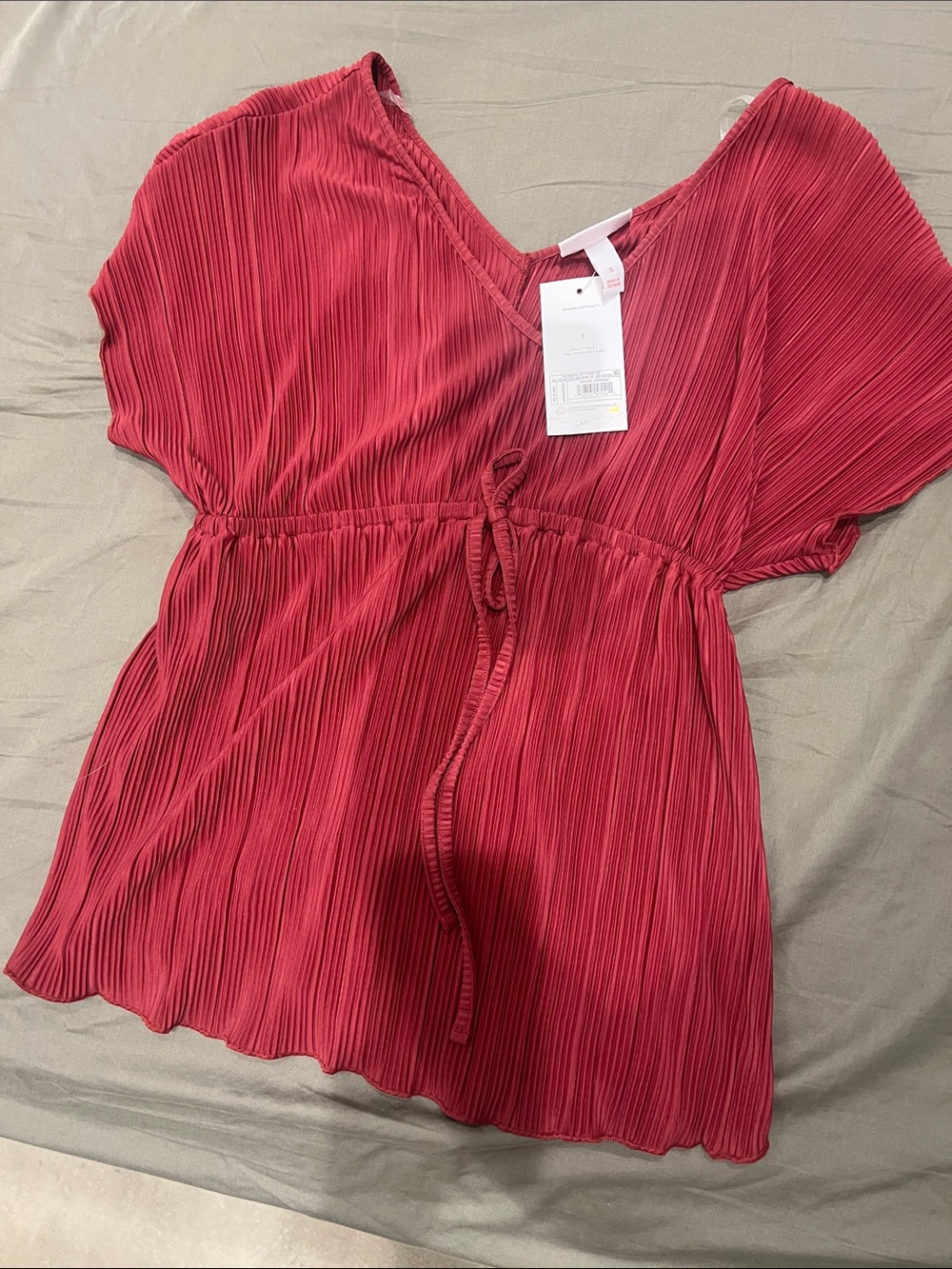 Isabel Maternity by Ingrid & Isabel Pleated V-Neck Tie-Waist Top in Rose